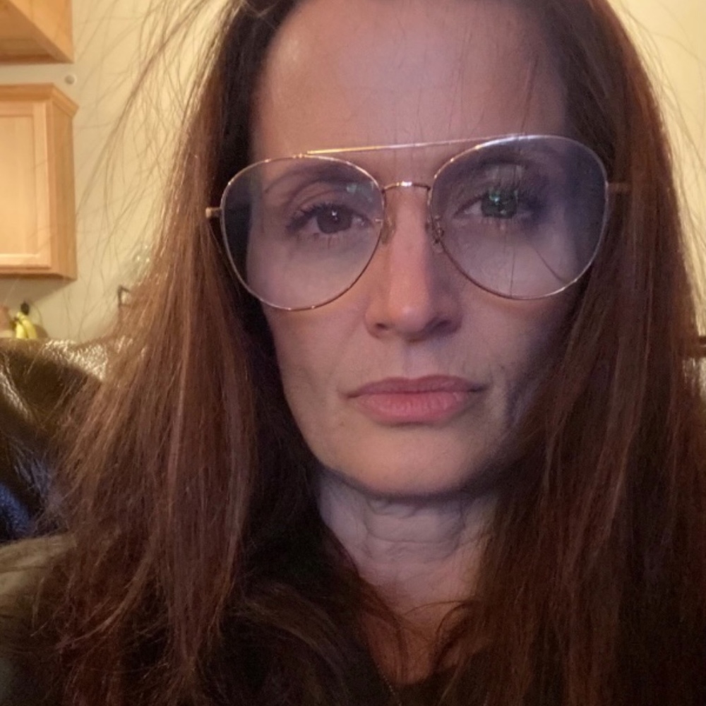 Meet your Posher, Posh